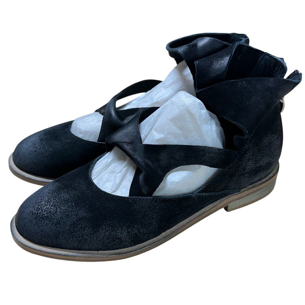 Antelope Suede Back Zip Flats Lalana Black Women's Size 36 (US 5-5.5) New in Box - Picture 4 of 9